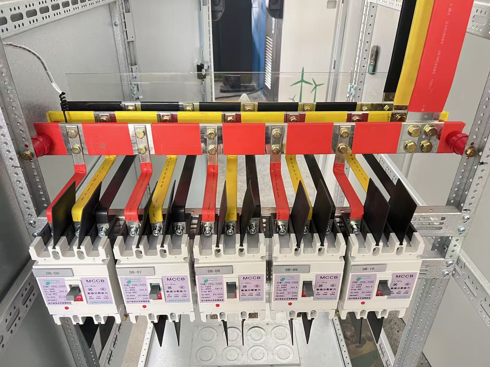 Distribution Cabinet Internal Components